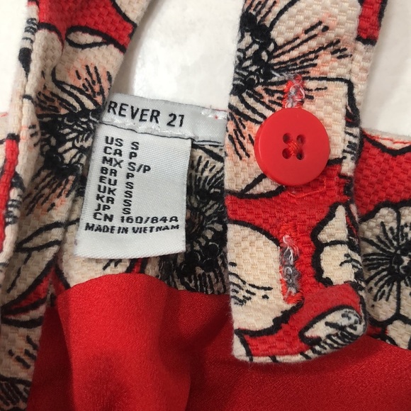 Forever 21 Floral Print Crop Top- Red/White - Picture 5 of 5
